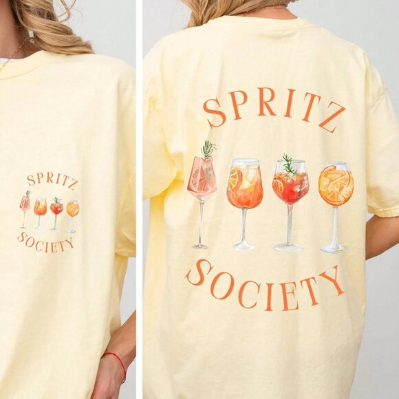 Yellow Casual Women's Cocktail And Letter Graphic Drop Shoulder Oversized Tee - Picture 1 of 3